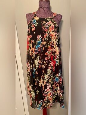 Betsey Johnson Size 12 Trapeze Shift Dress black floral print